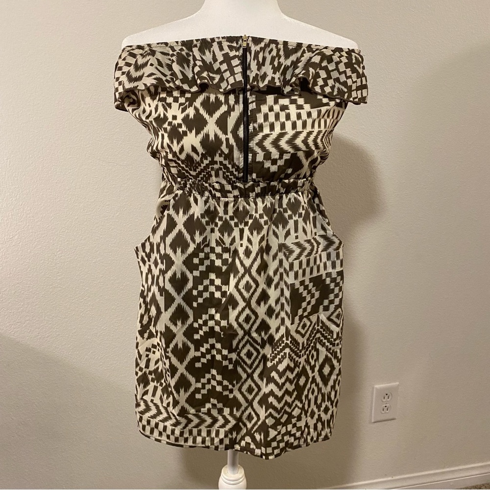 Alya Mini Front-Zip Strapless Ruffle Dress